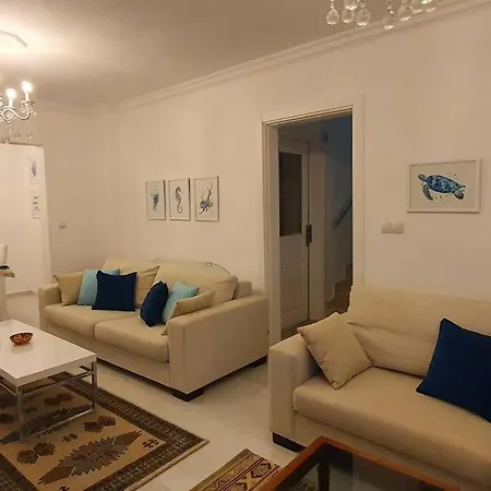 Villa Magnificent View With Private Pool & Piano, 3 Bedroom Villa, Min 4 Nigths *
