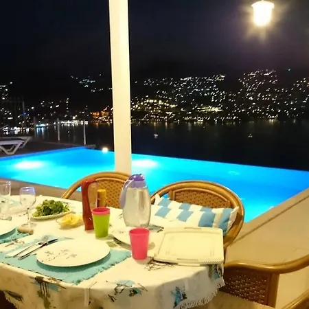 Villa Magnificent View With Private Pool & Piano, 3 Bedroom Villa, Min 4 Nigths Gündoğan