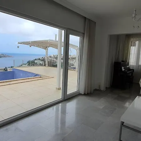 Vilă Magnificent View With Private Pool & Piano, 3 Bedroom Villa, Min 4 Nigths *